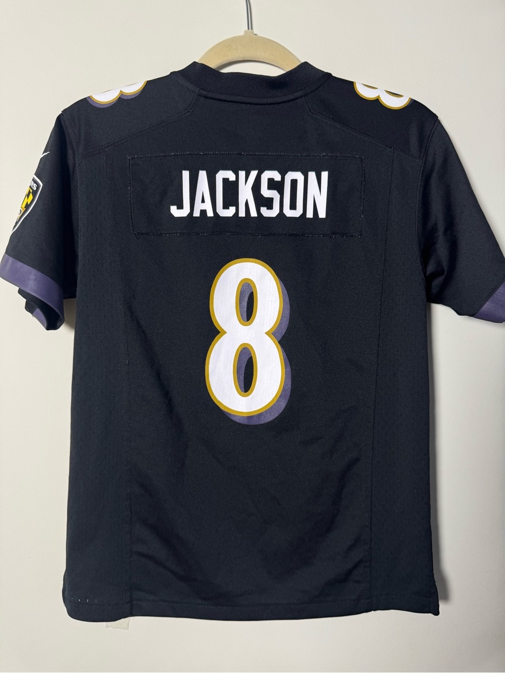 Lamar Jackson Baltimore Ravens Youth Size M Nike Jersey